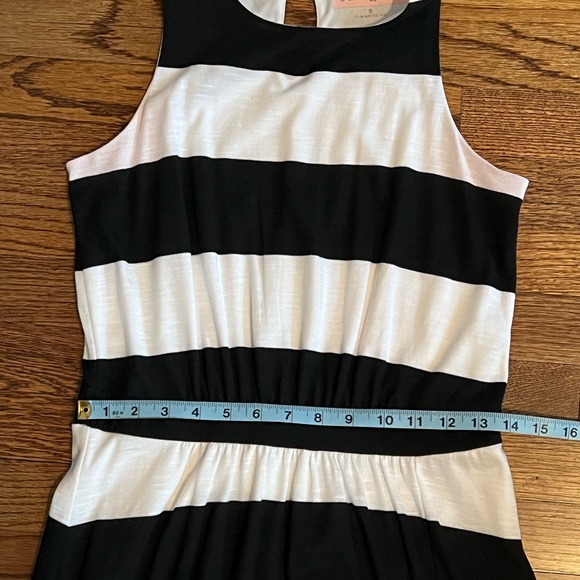 Black and white stripe maxi dress size S - Picture 3 of 6